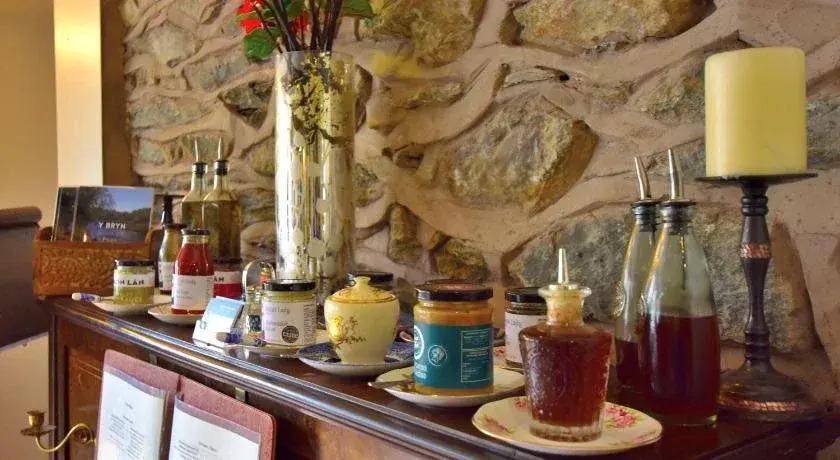 Bryn Tyrch Inn