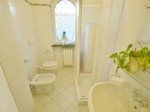Luxurious Holiday Home in Montignoso with Garden