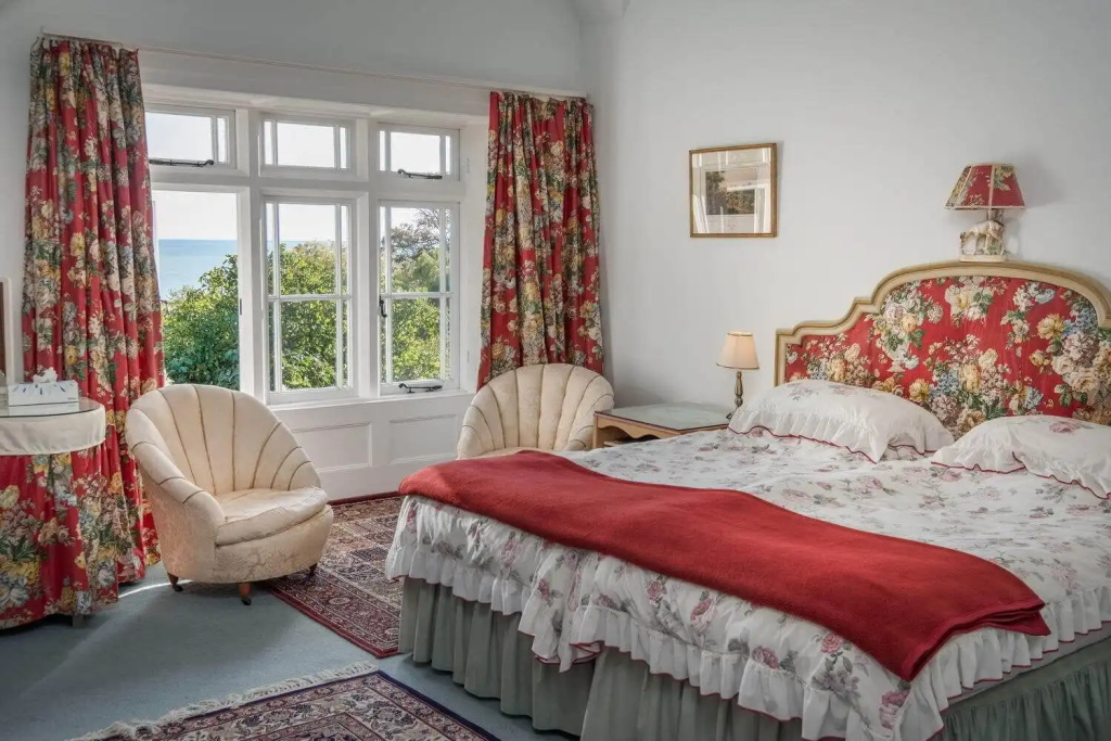 Lisle Combe Bed and Breakfast