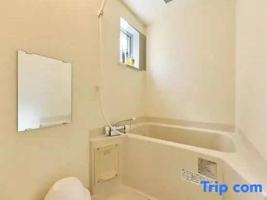 Shinsaibashi 10min Elevator Apartment with 2 Premium Double Beds and Balcony