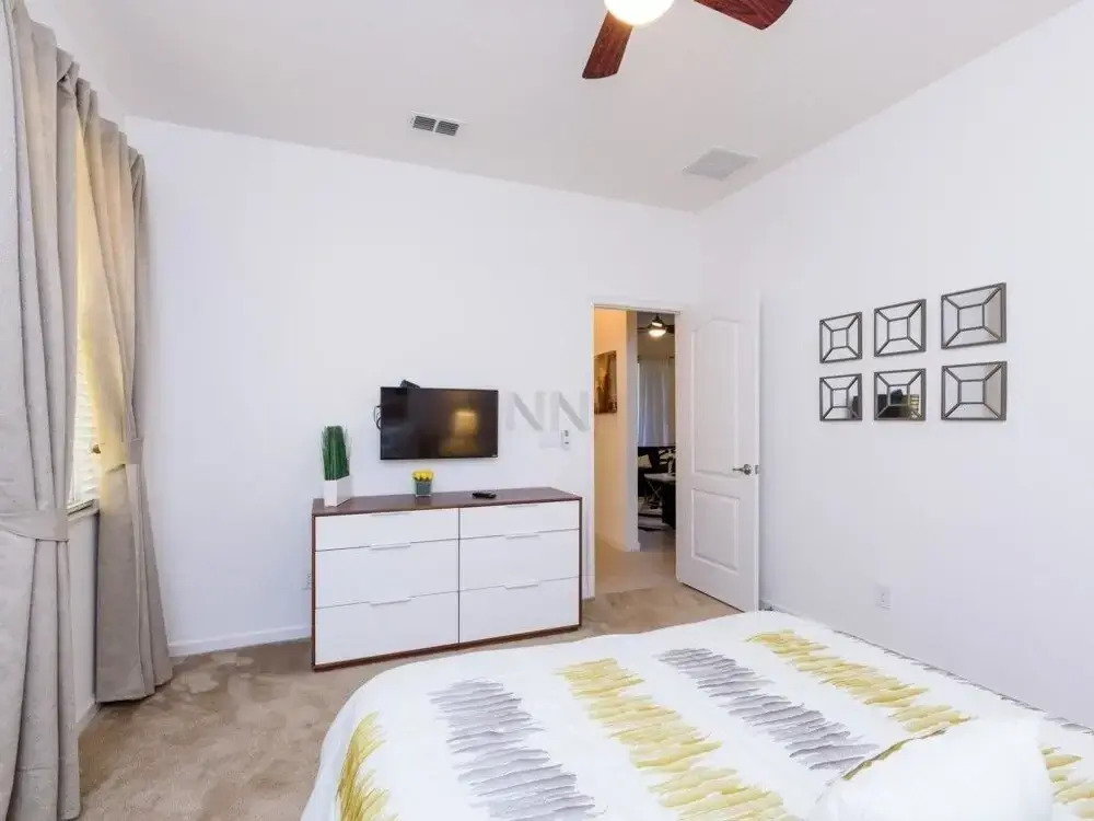 Acorn Six Bedroom Holiday Home Solterra 48