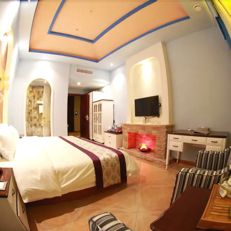 Longyan Dongshang Hotel (International Food City)