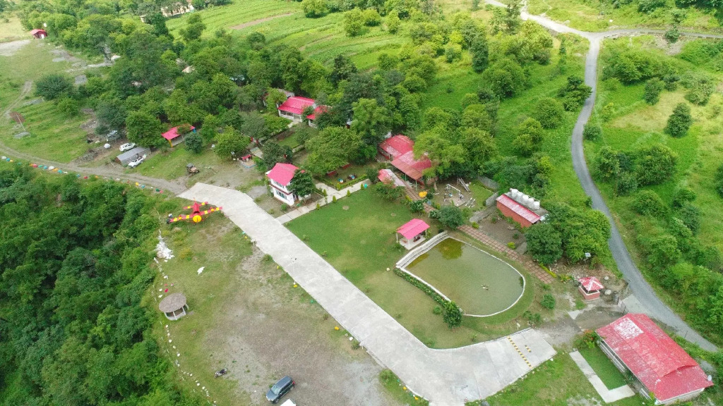 Balaut Resort