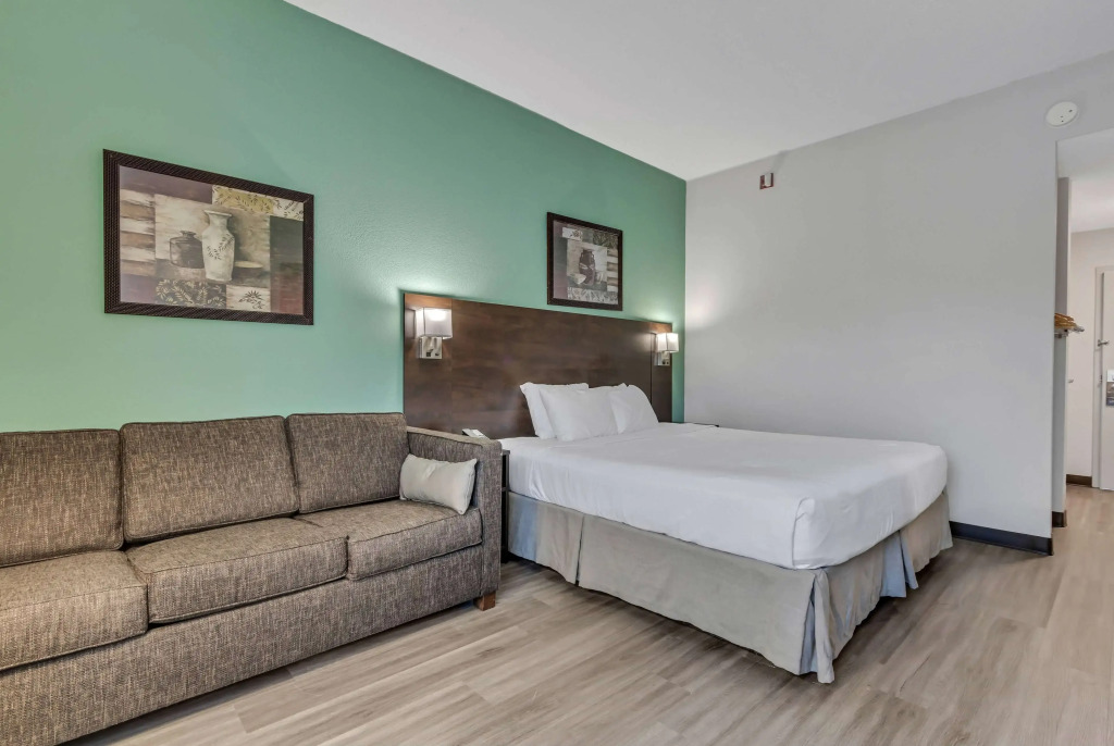 Baymont by Wyndham N Myrtle Beach - Park & Sports Complex Area
