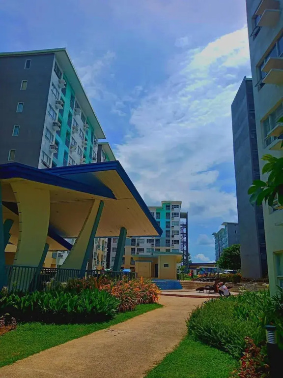 Seawind Condominium Staycation