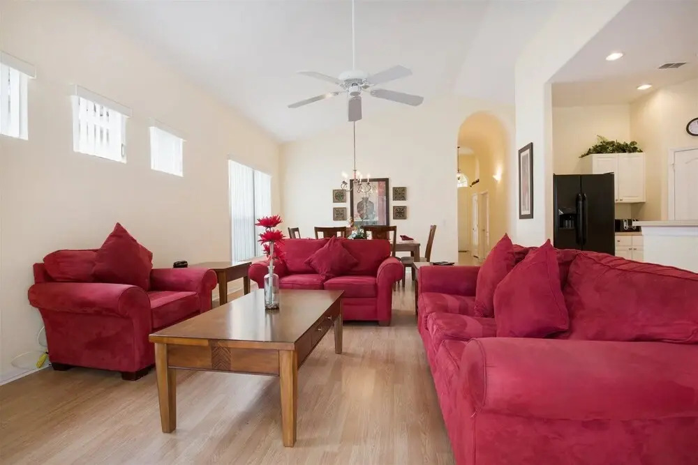 Beautiful 4 bed Pool Property With no Rear Neighbours and Conservation View and own spa - 390