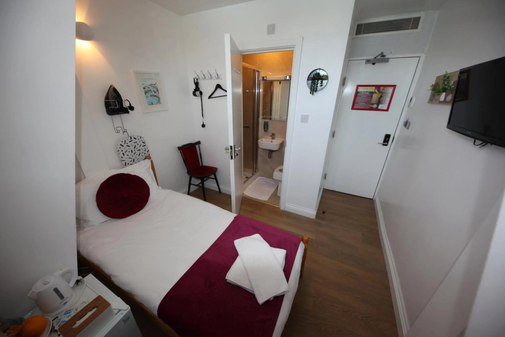 City London Hotel