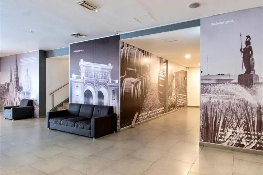 Hotel Plaza Génova Centro