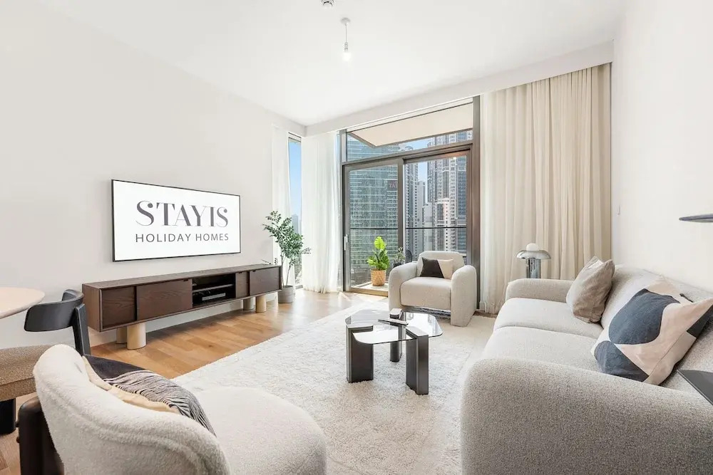 Stayis- Luxurious 2 BR near Burj Khalifa