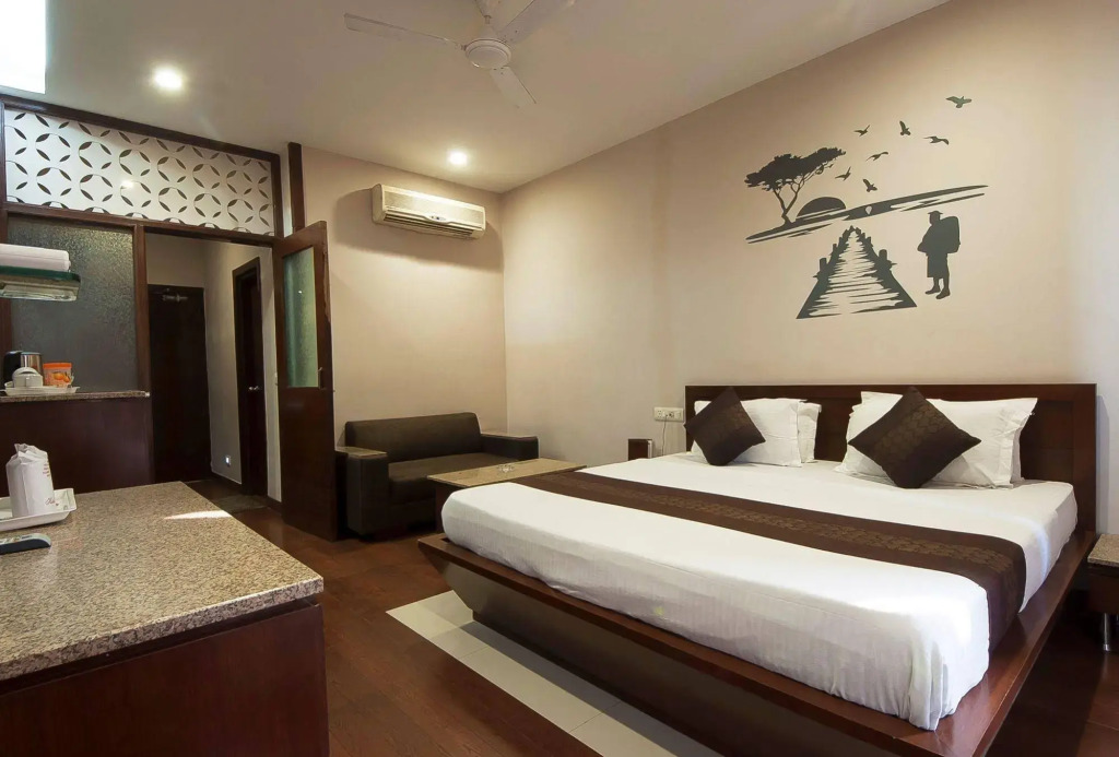 Hotel O Sai Leela Residency