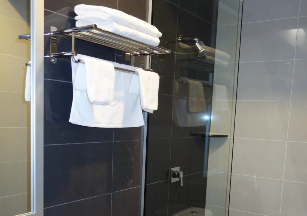 One Avenue Hotel