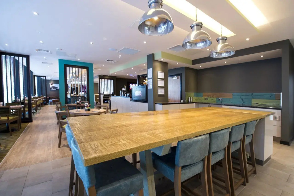 Premier Inn Manchester Salford Media City Hotel