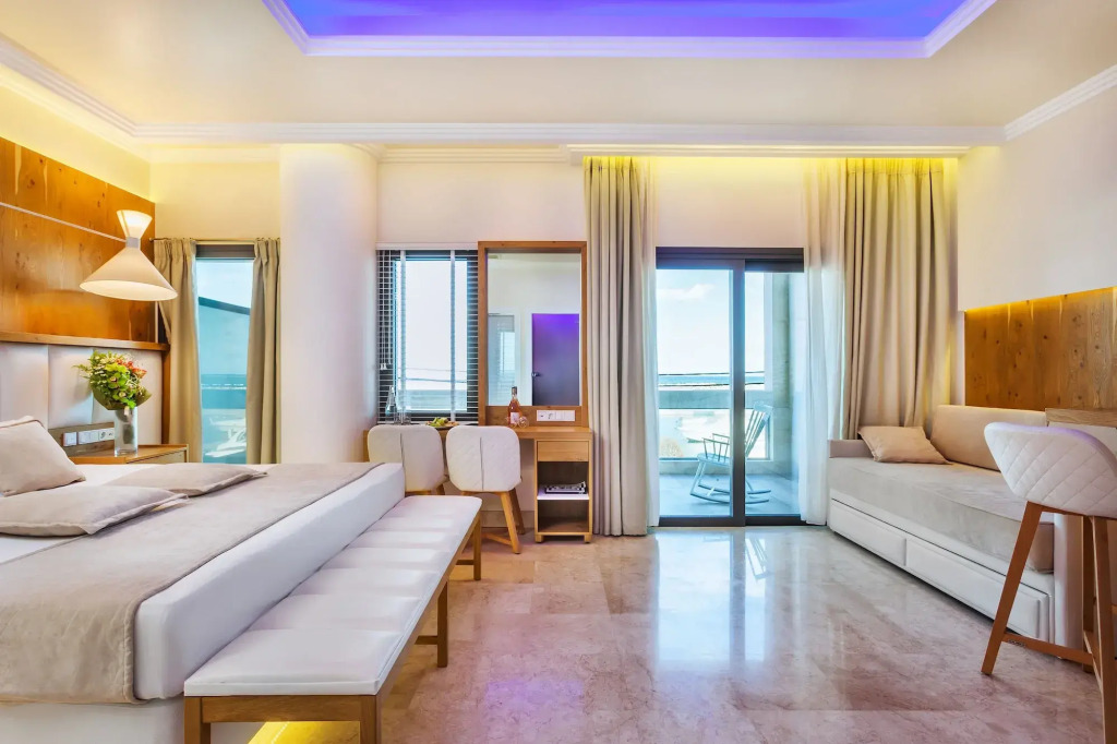 Porto Marine Hotel