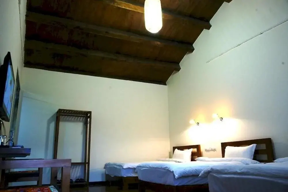 Dali Cityfall Inn