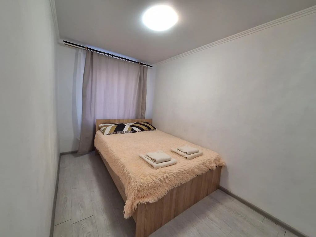 Rooms Apartments (Румс Апартментс) на улице Зорге