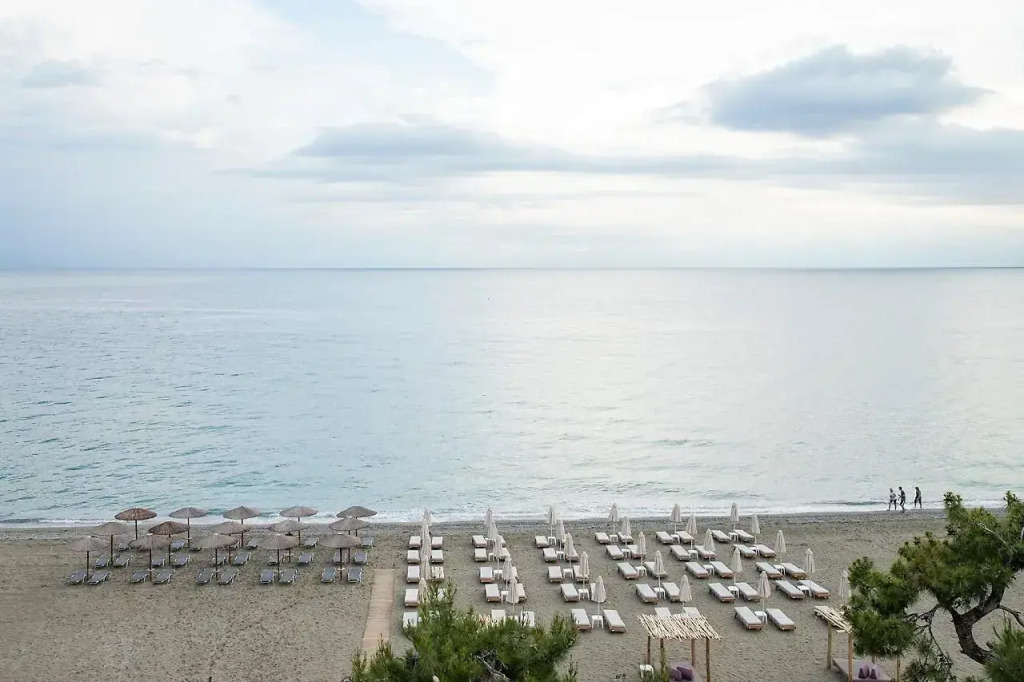 OCEANA Beach Hotel