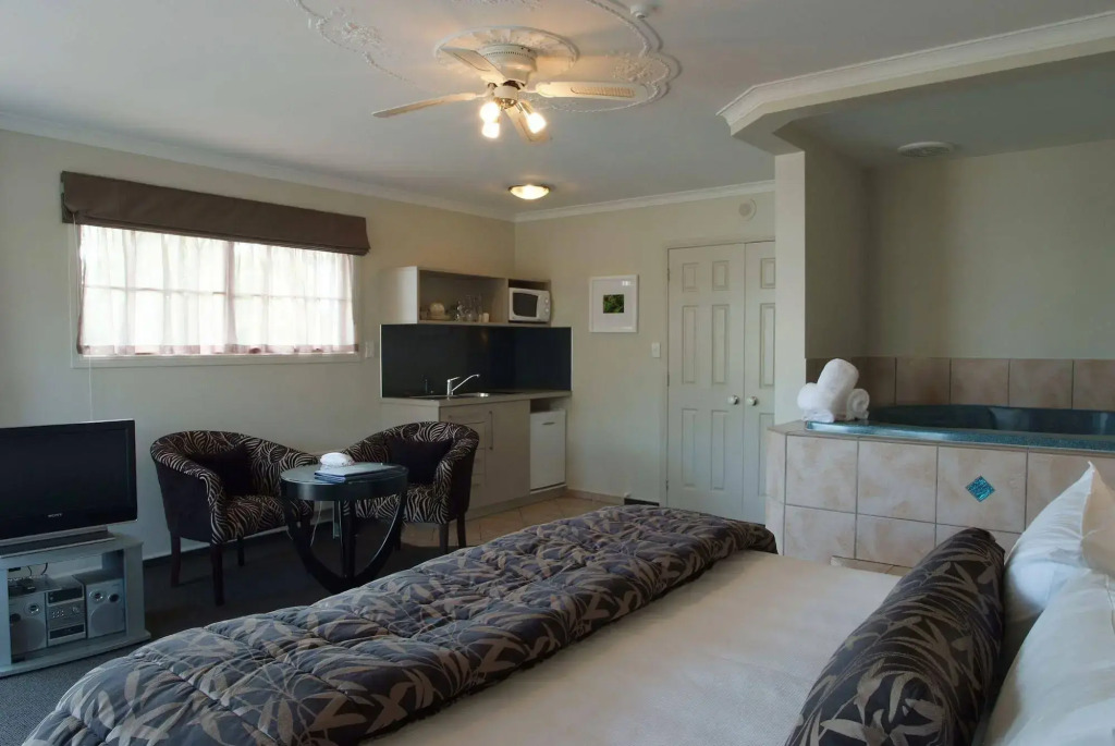 Silver Fern Rotorua Suites & Spa