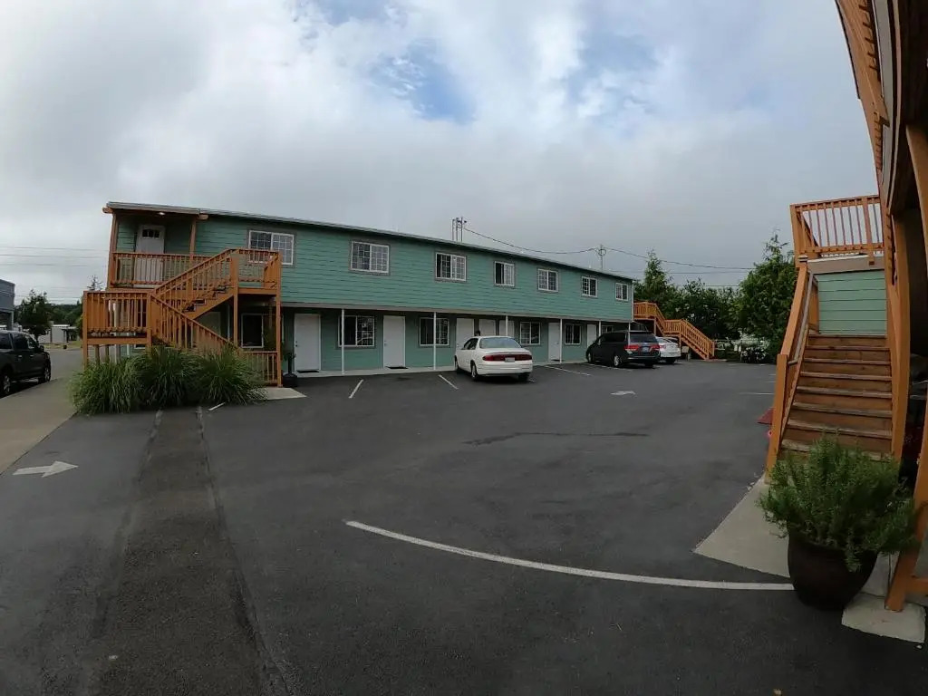 Col-Pacific Motel