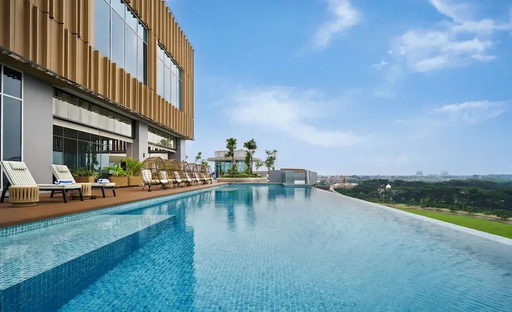 ARTOTEL Living World Kota Wisata