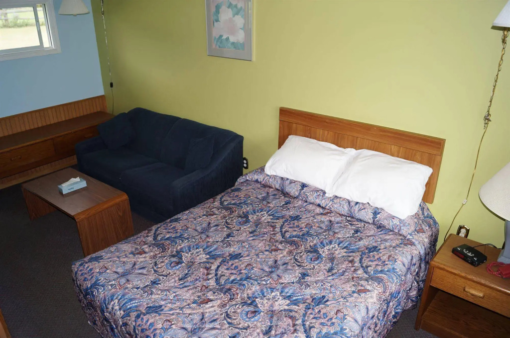 Robyns Motel