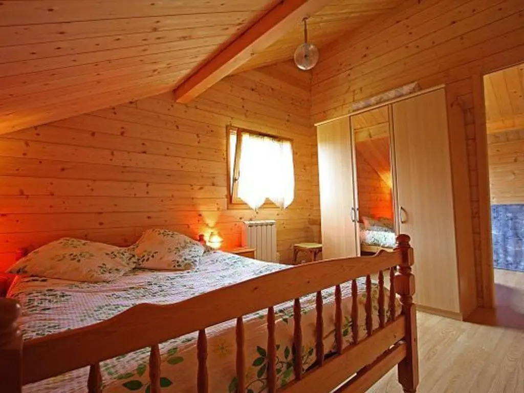 Chalet spacieux près de Gérardmer avec terrasse, verger et activités montagne - FR-1-589-121