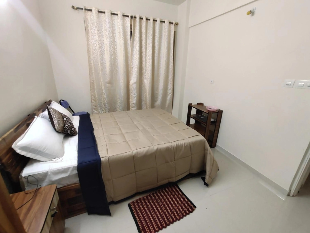 Tata Housing -Garden & pool view-6KM from Airport