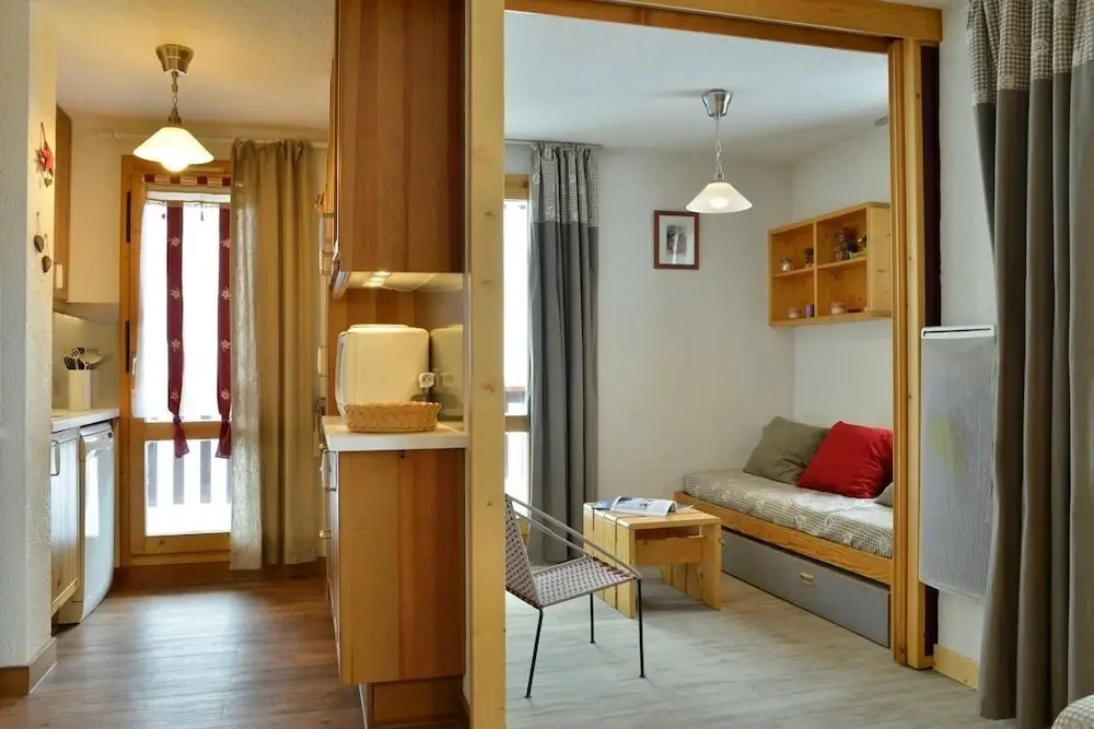 Belle Plagne Two-Roomed Apartment for 6/7 People of 40 Mâ² Am123