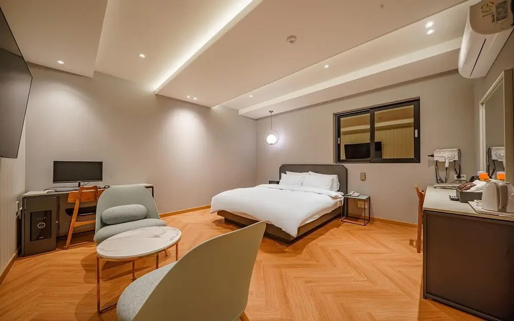 Daegu Dongdaegu Station Hotel Cherish(대구 동대구역 hotel 체리쉬)