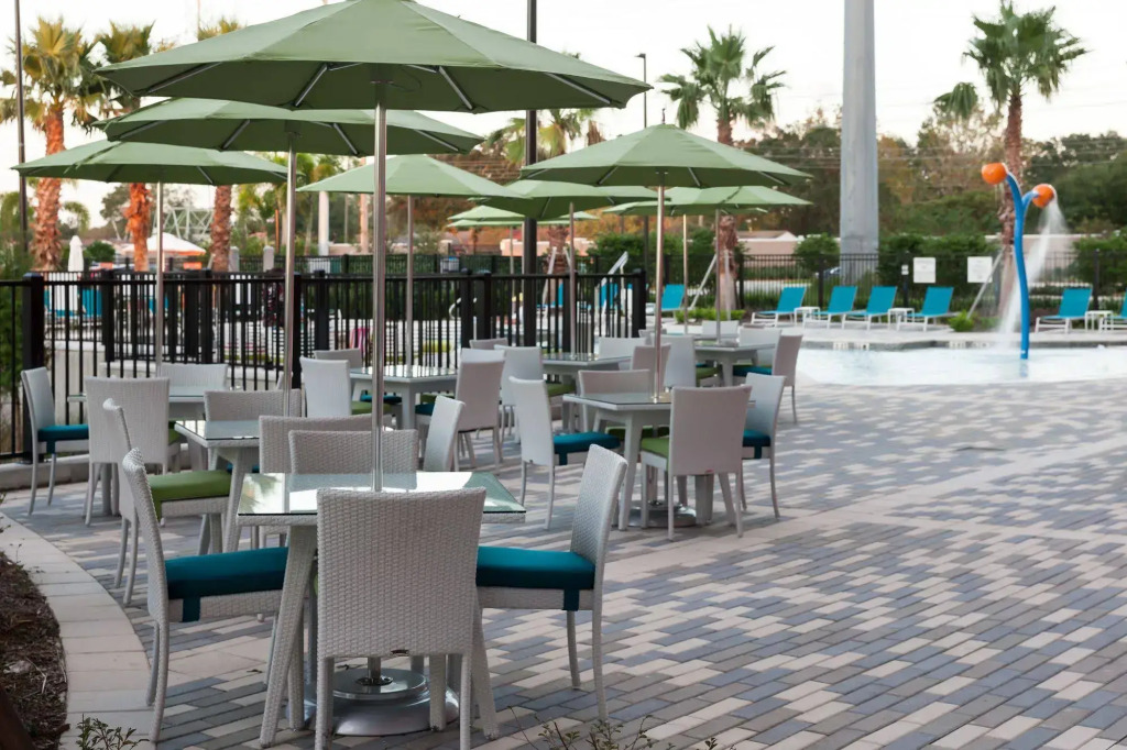 Holiday Inn Express & Suites Orlando At SeaWorld by IHG