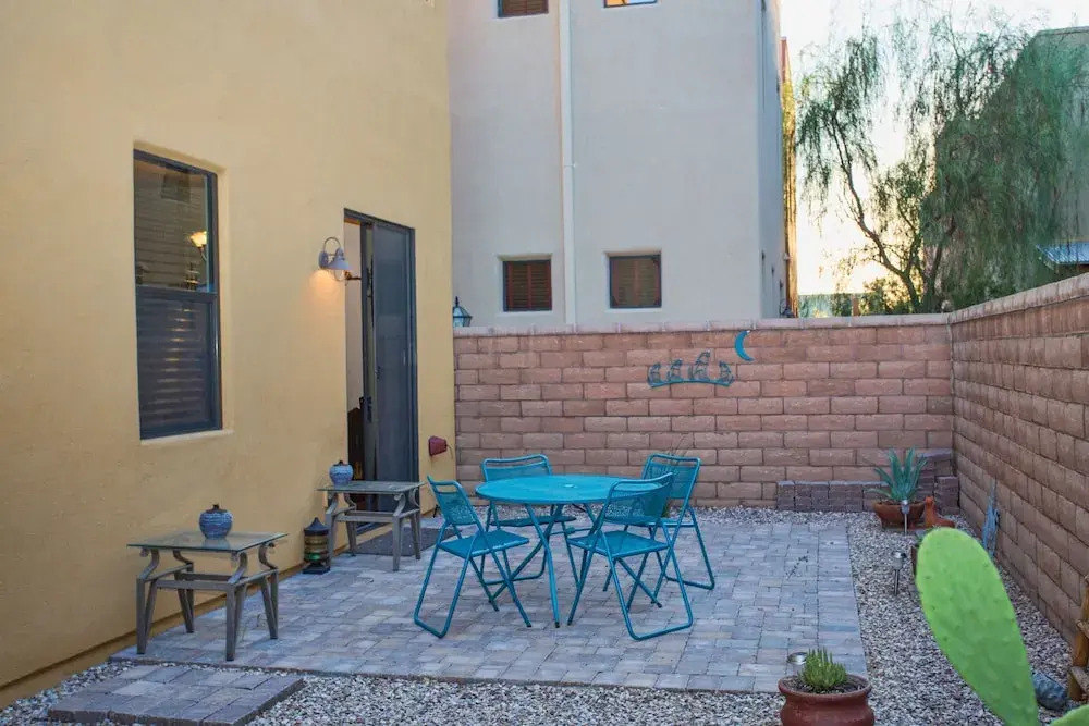 Heart of Tucson 3 BR by Casago
