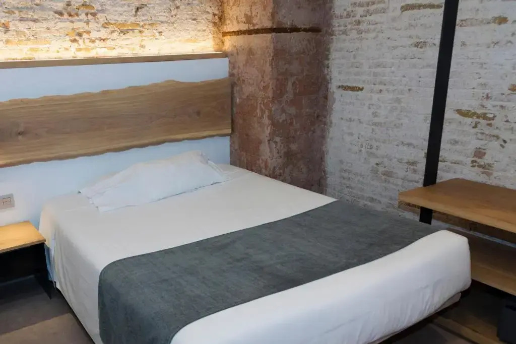 Hostal Paris