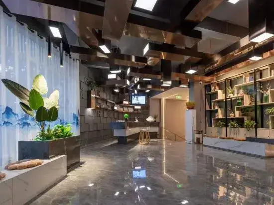 Nanyang Yueke Light Hotel (Wolong Bridge)