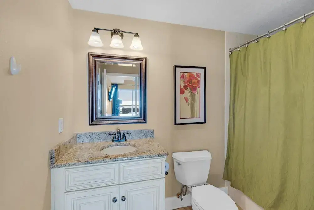 Emerald Isle unit 202