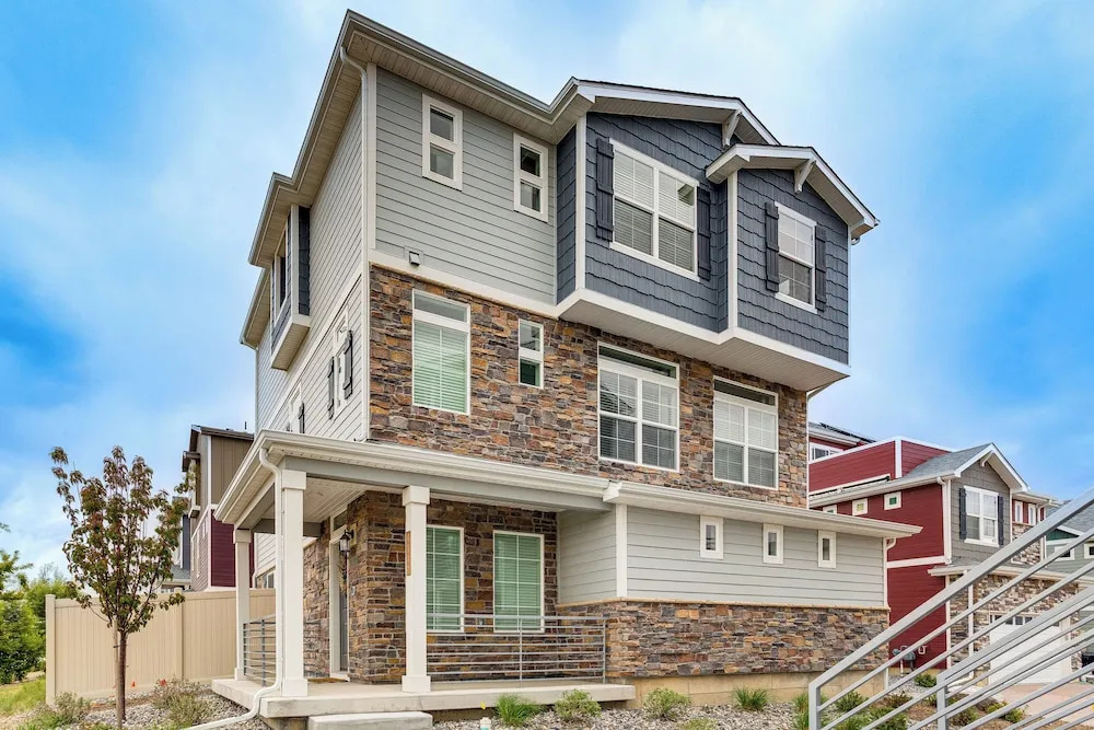 Spacious & Modern! New Home Near Gaylord Rockies
