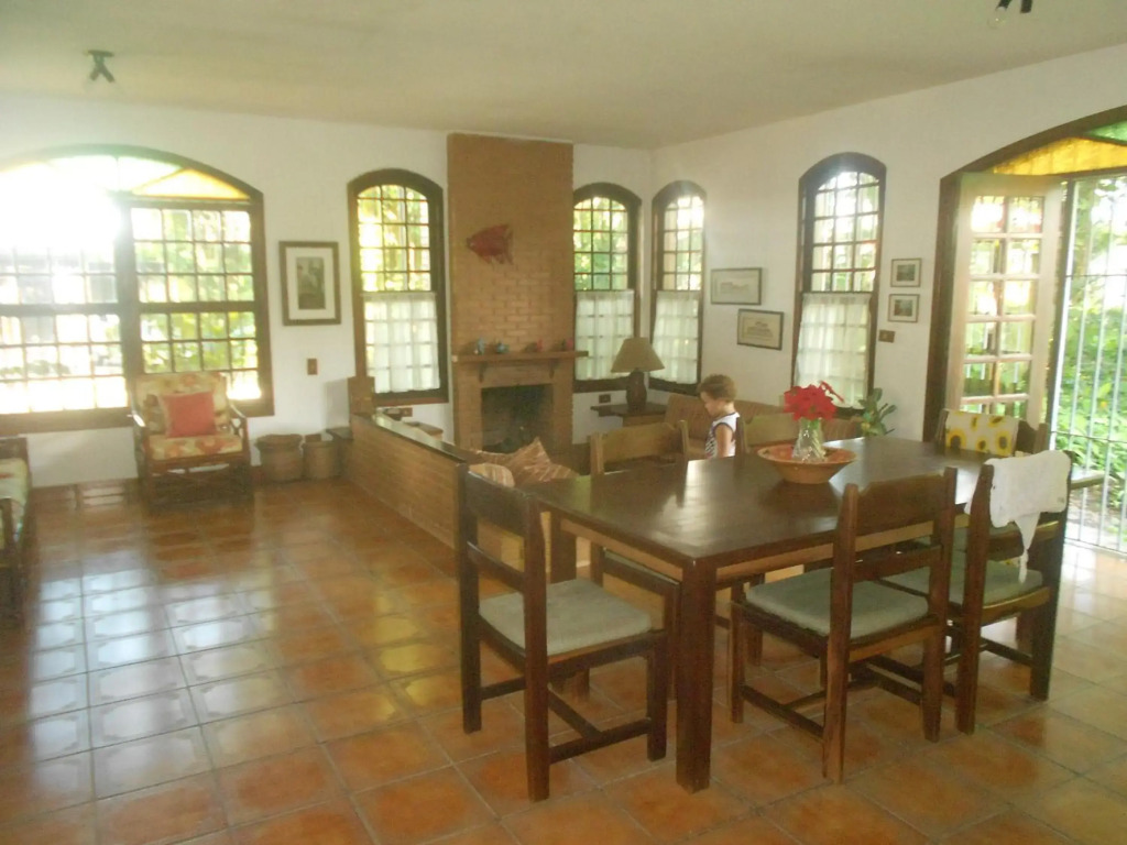 casa 4 dor. martins de sá patrici