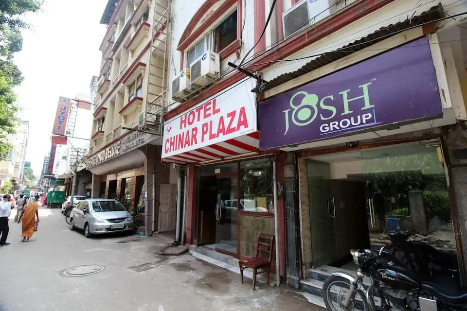 Hotel Chinar Plaza