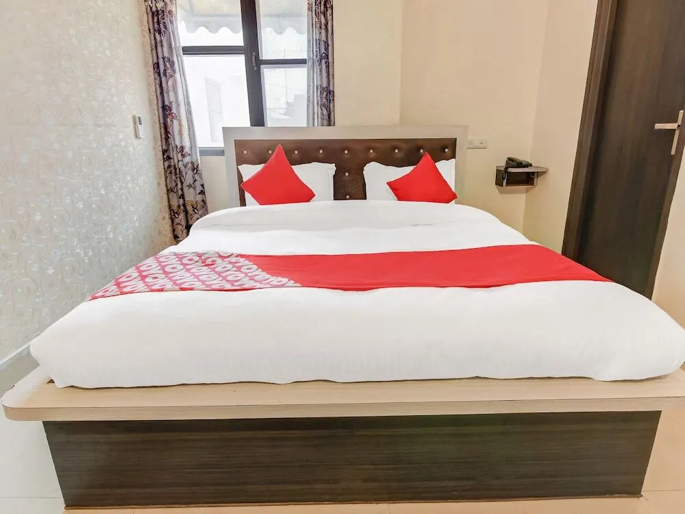 Hotel CG INN