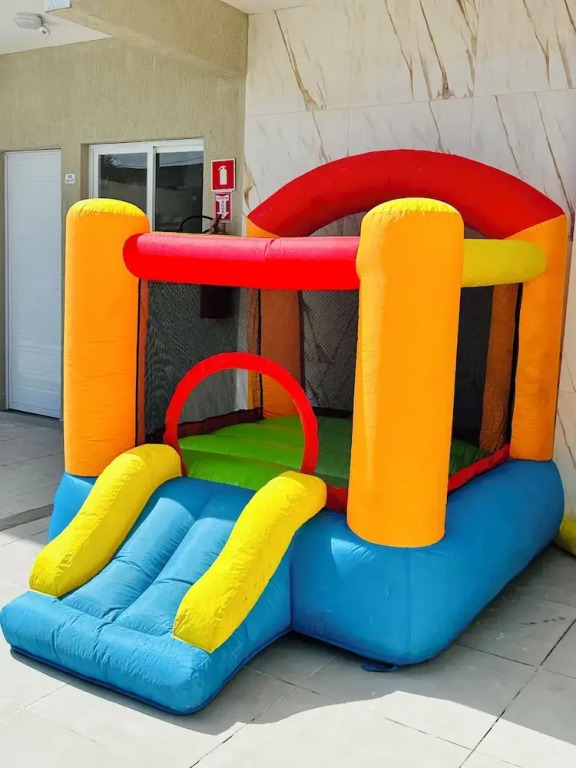LAAR Hotel
