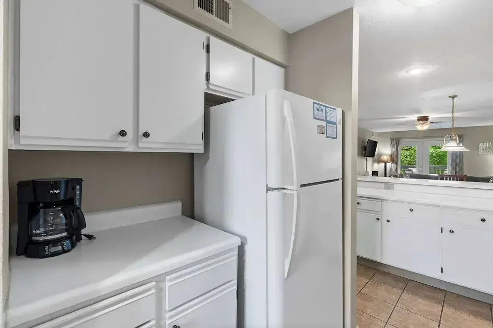 Ron's Retreat Stay for 6 With Resort Amenities