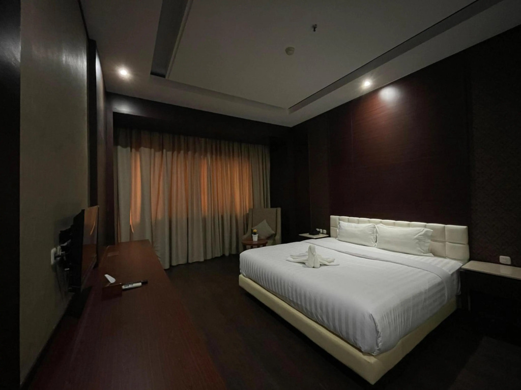 Grand Arjuna Hotel