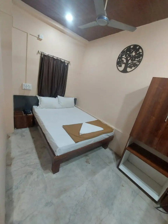 iROOMZ City Lite Lodge