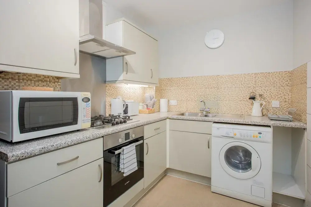 Modern 2 Bedroom Flat in Shadwell