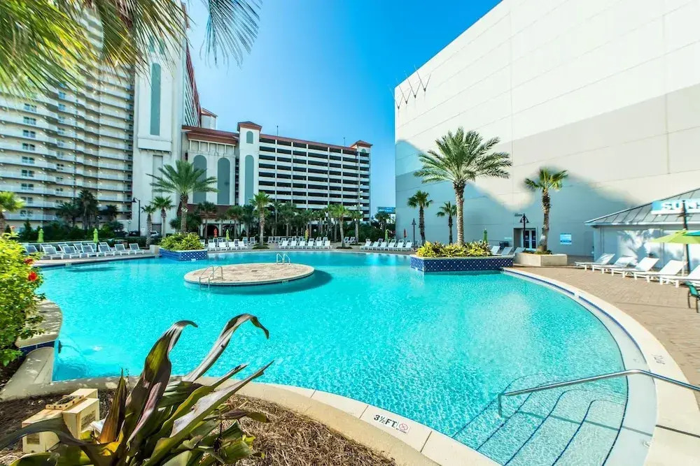 Laketown Wharf 331