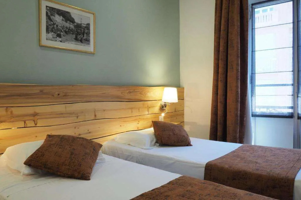 Hotel Busby