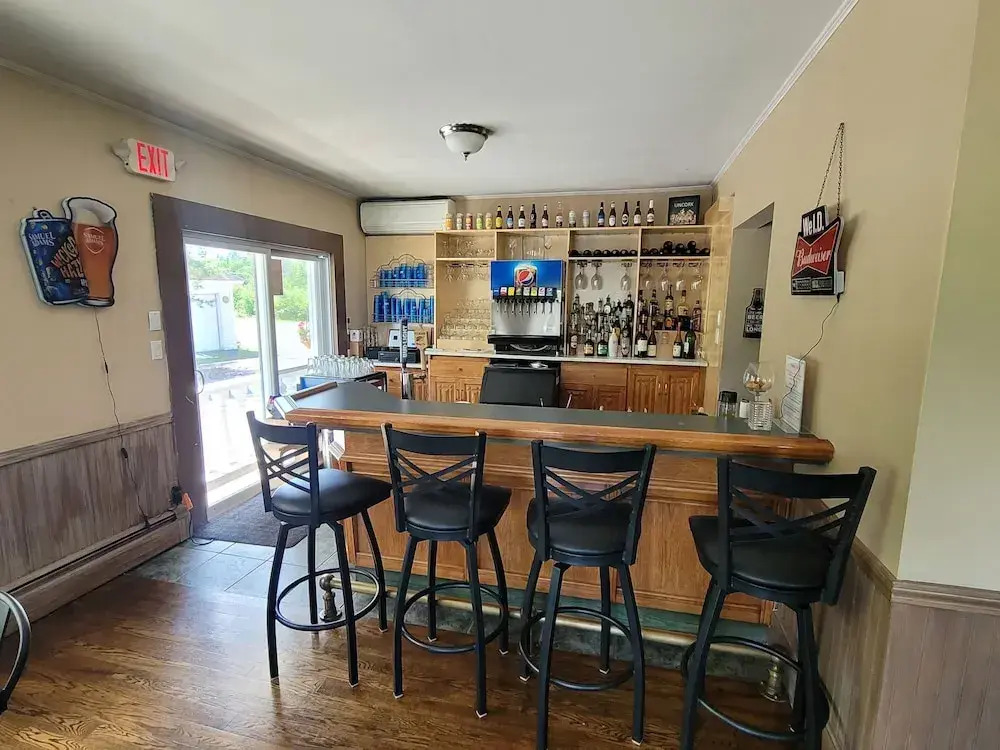 DuBois' Inn