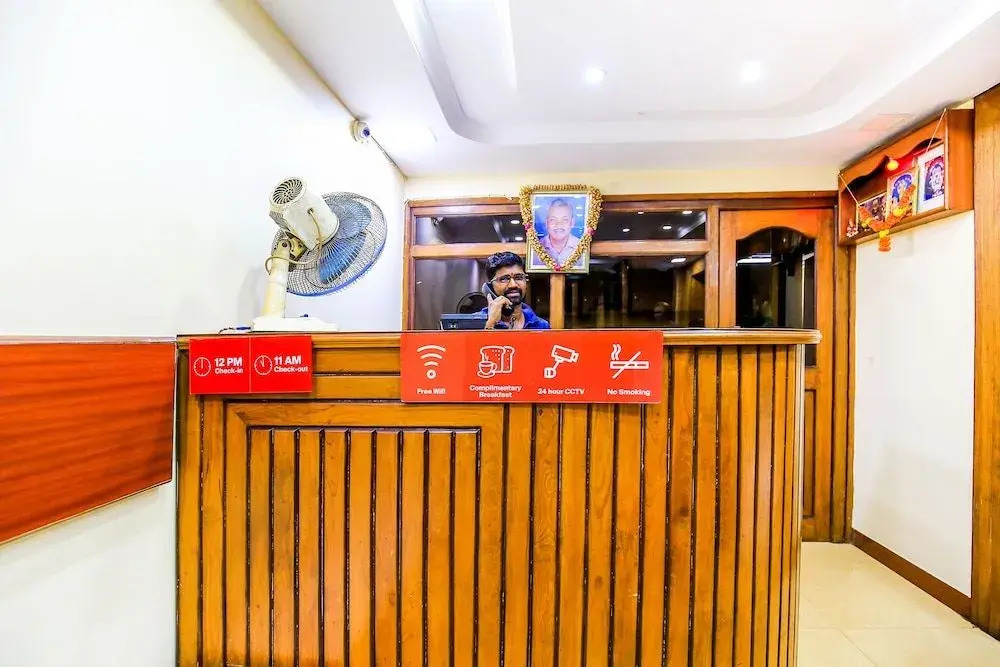 OYO 23035 Srinivas Residency