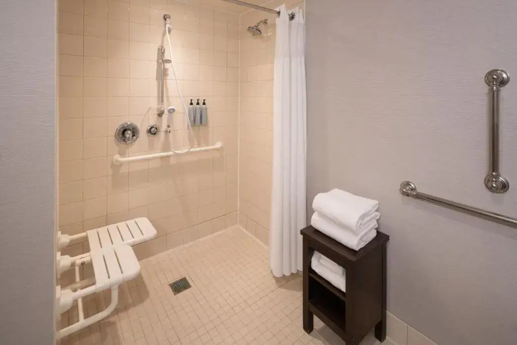 Courtyard by Marriott Glassboro Rowan University
