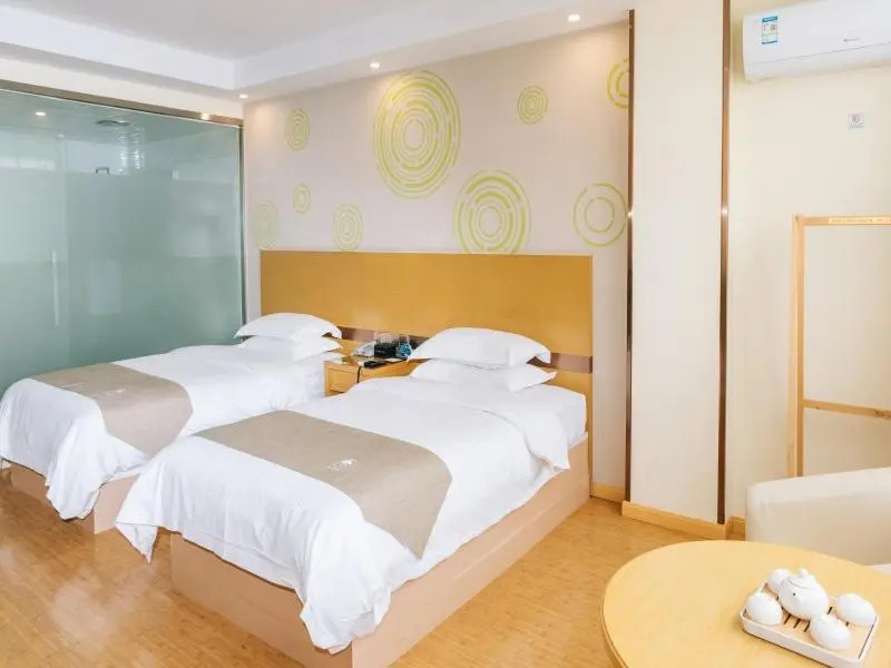 GreenTree Inn Wuxi Jiangyin High-speed Train Jinsanjiao Market Express Hotel