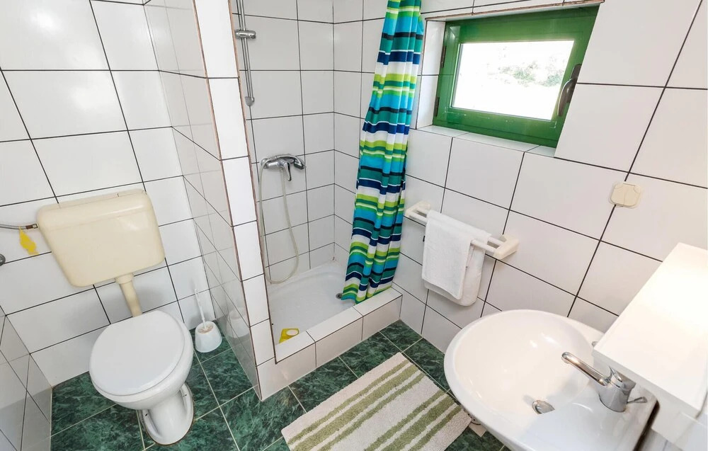 Amazing Apartment in Banjol With 1 Bedrooms and Wifi