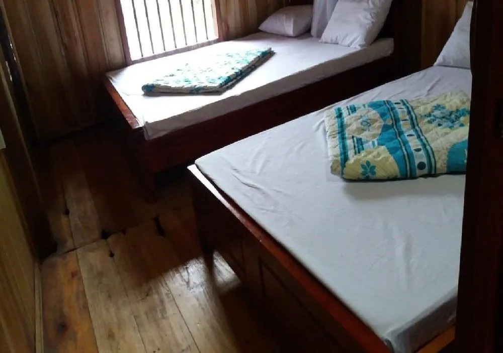 Ba Be Lake View Homestay